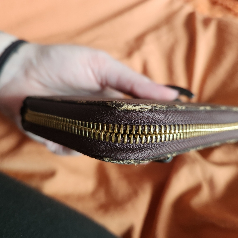 Louis Vuitton Ebene Mini Lin Monogram Zippy Wallet - Picture 8 of 10